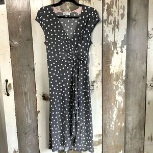 Women’s Signature dress by Robbie Bee